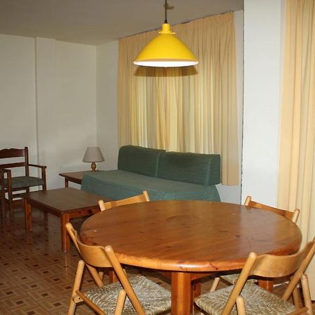 Apartamentos Pessets Adelaida Sort Eksteriør bilde