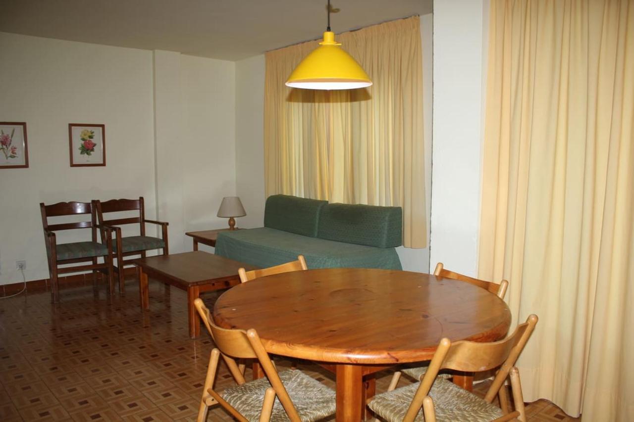 Apartamentos Pessets Adelaida Sort Eksteriør bilde