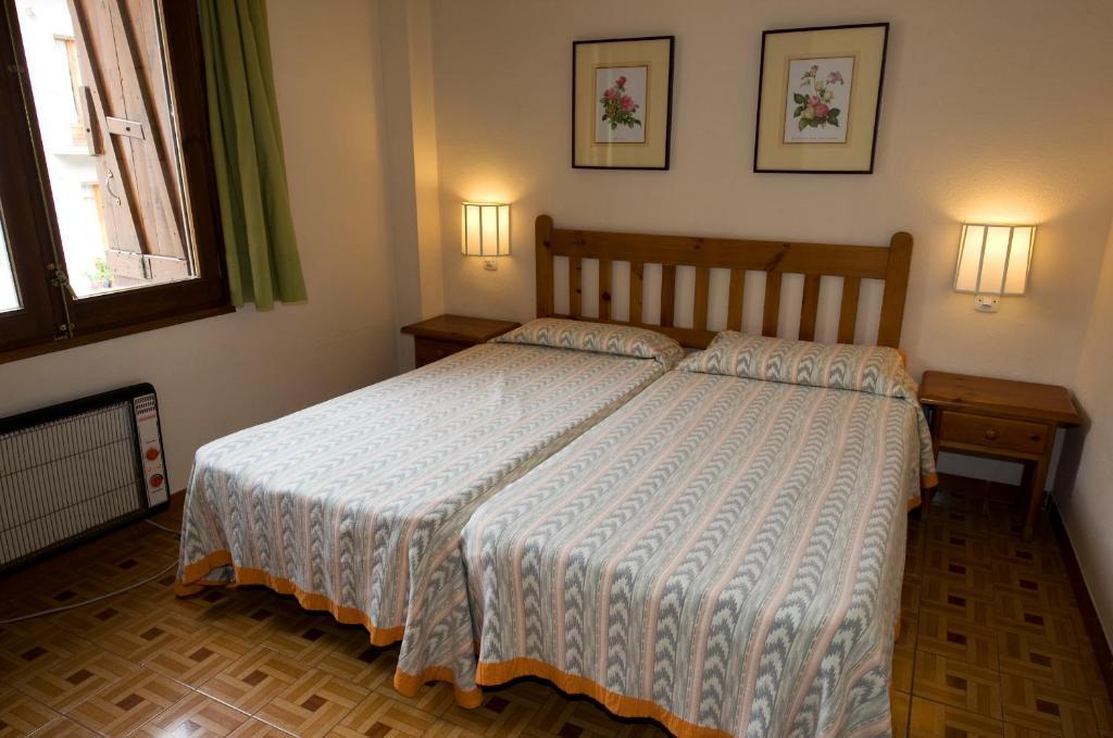 Apartamentos Pessets Adelaida Sort Rom bilde